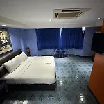 Koenig Hotel Pattaya Near Walking Street